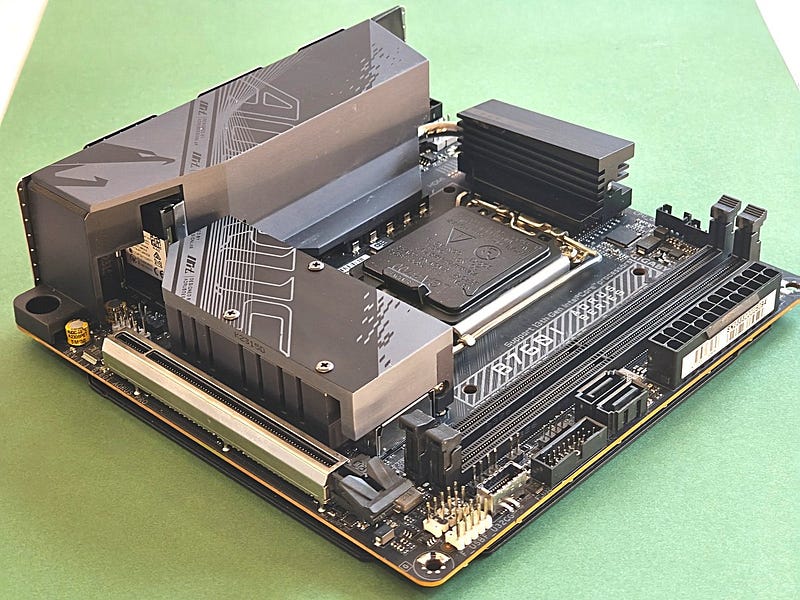 Gigabyte B760I AORUS PRO