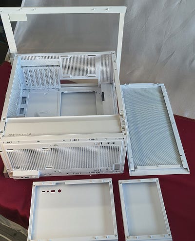 Jonsbo D41 dissection.